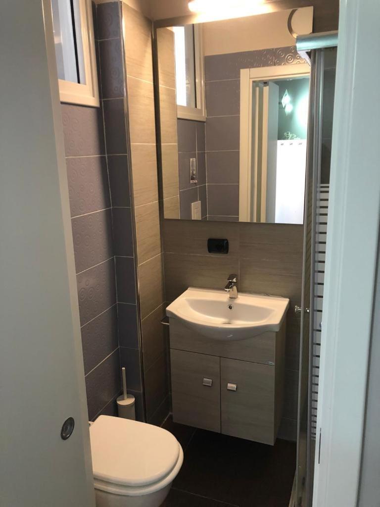 Le Suites Maor Gaeta Rom bilde